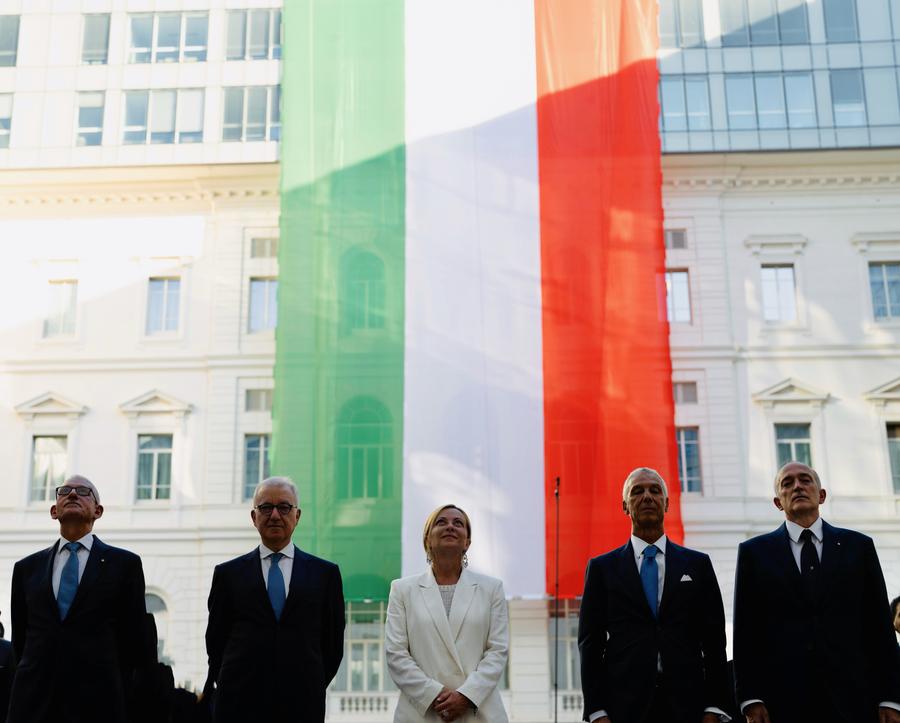Cerimonia di Giuramento dei neoassunti del Sistema di Informazione per la Sicurezza della Repubblica Cerimonia di Giuramento dei neoassunti del Sistema di Informazione per la Sicurezza della Repubblica