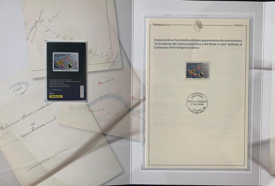 Folder francobollo centenario interno 2.jpeg