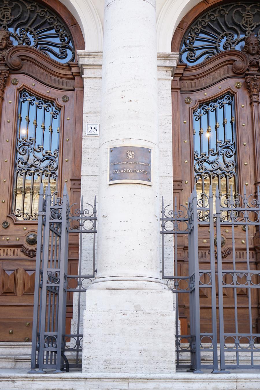 Palazzo_Dante_Sicurezza_Nazionale.JPG